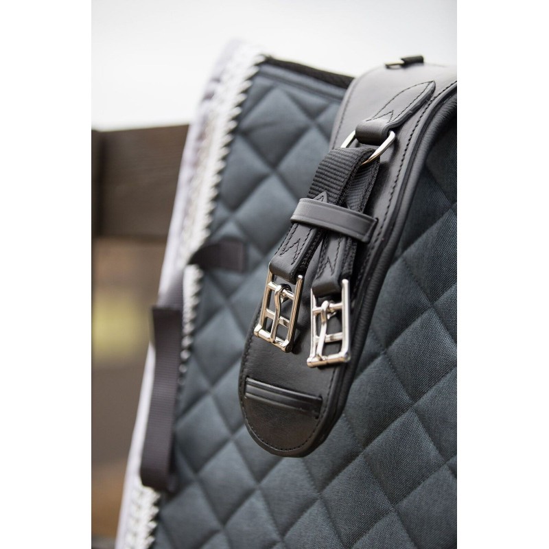 Wahlsten W-Profile Leather Dressage Grith
